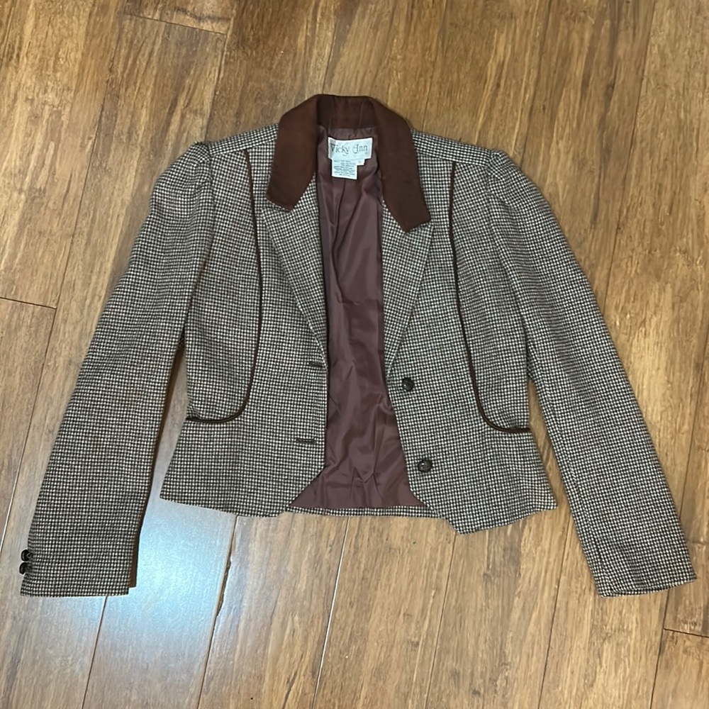Wool Blazer Size XXS-XS *MOVE OUT SALE MUST GO SOON*